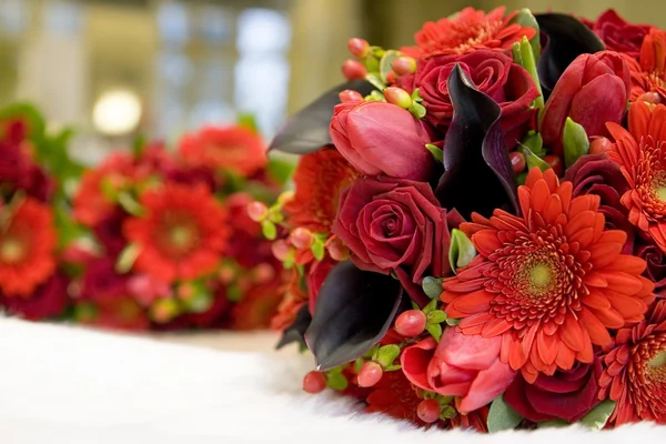 Bouquet da sposa rosso Immagine Stock