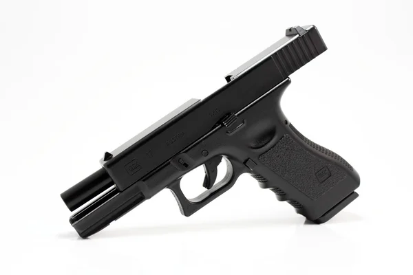 Пистолет Glock 17 — стоковое фото