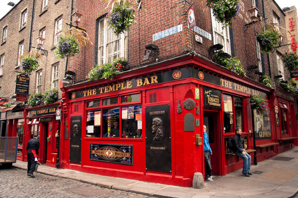 Temple bar with
