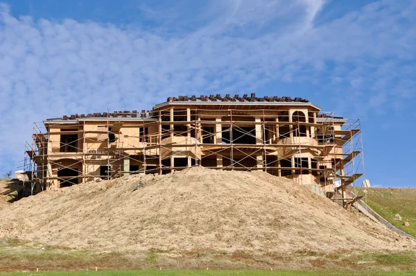New Large Home Under Construction — Stock Photo, Image