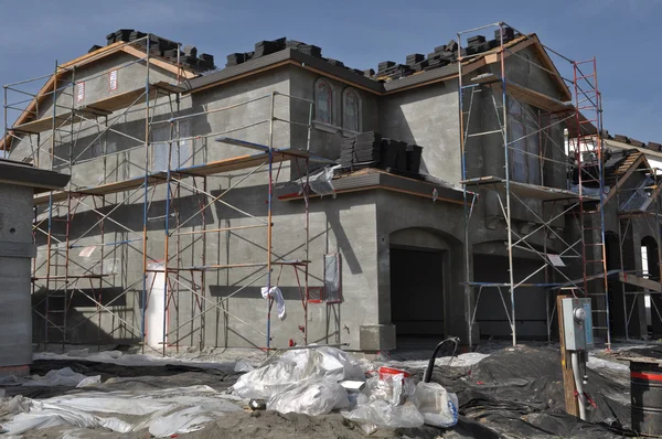 New Stucco Home Under Construction — Stock Photo, Image