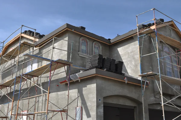 New Stucco Home Under Construction — Stock Photo, Image