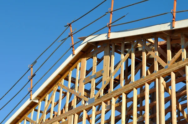 Roof and Scaffolding of New Home — Stock Photo, Image