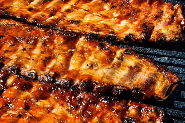 BBQ Pork Ribs on the Grill — Stock Photo, Image