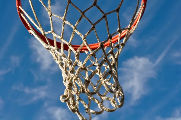 Basketball Hoop with Clouds and Blue Sky — Stock Photo, Image