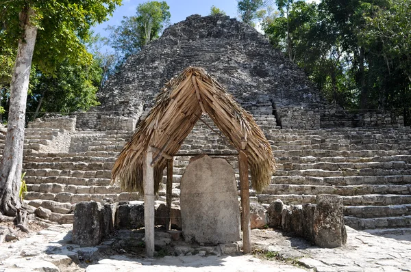 Μάγια ερείπια CoBa κοντά στο Κανκούν του Μεξικού — Φωτογραφία Αρχείου