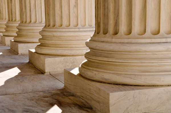 Pilastri del diritto e dell'informazione presso la Corte Suprema degli Stati Uniti — Foto Stock