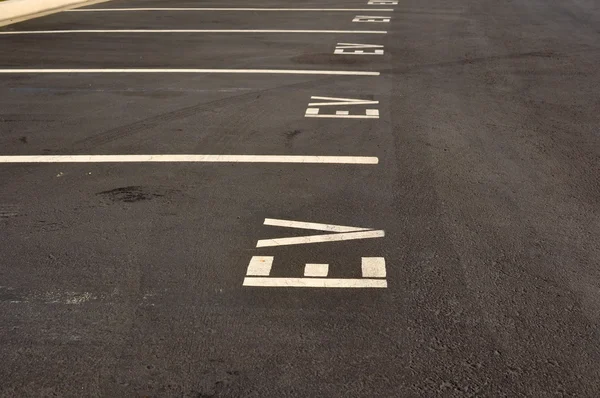 Estacionamiento de vehículos eléctricos — Foto de Stock