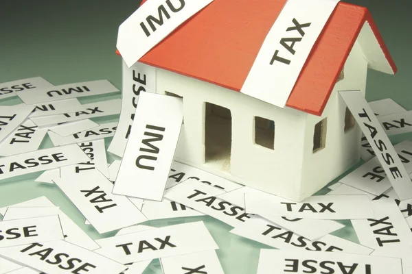 Home taxes — Stock Photo, Image