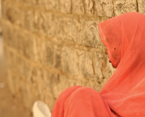 Γυναίκα σε Saree ή Sari — Φωτογραφία Αρχείου