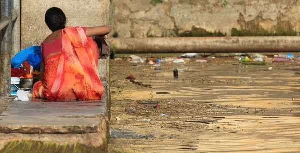 Lavado de ropa en Río —  Fotos de Stock