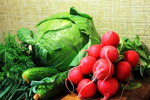Composição de verduras de primavera Fotografia De Stock