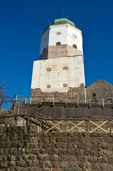 Antika staden tower — Stockfoto