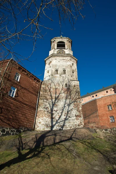 Saat ile eski kule — Stok fotoğraf