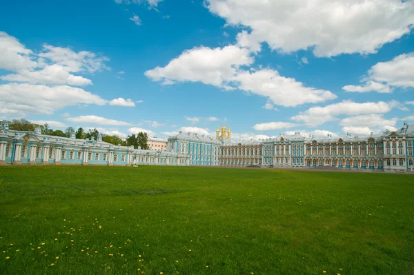 エカテリーナ宮殿。tsarskoe 公園 — ストック写真