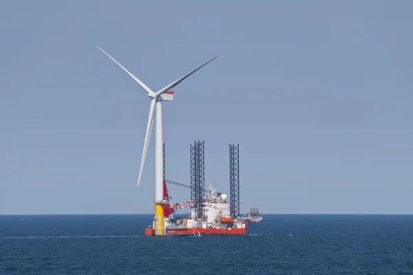 Windturbine in aanbouw Stockfoto