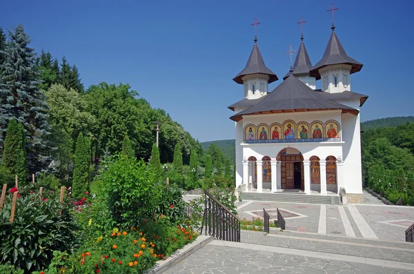 Nueva iglesia ortodoxa —  Fotos de Stock