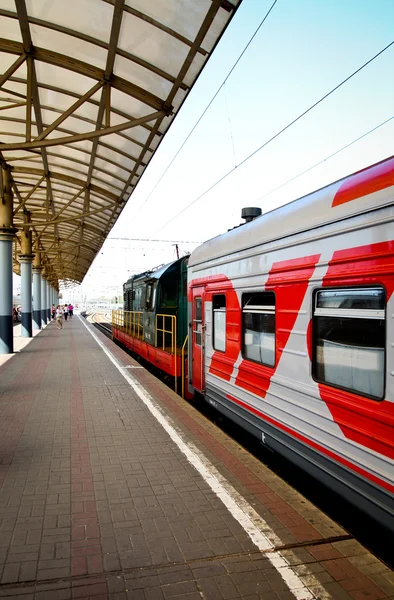 Train at the station — Stock Photo, Image