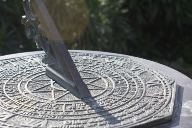 Sun Dial clipart