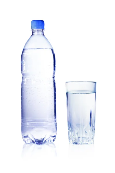 Čisté vody v láhvi a sklo Stock Snímky