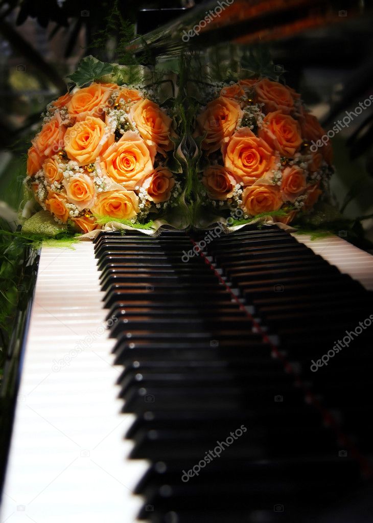 Flowers on the piano