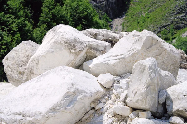 Carrara marmor sten grop 08 — Stockfoto