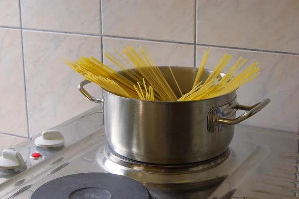 Приготовление спагетти 04 — стоковое фото