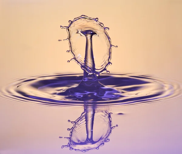 Mirrored water droplet — Stock Photo, Image