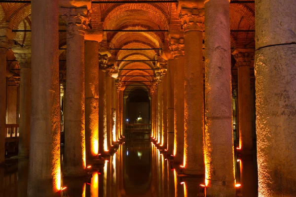 stock image Illuminated basilica cistern