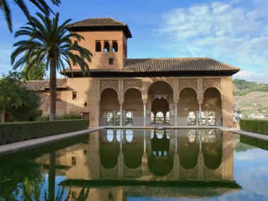 Torre de las Damas of the Alhambra clipart