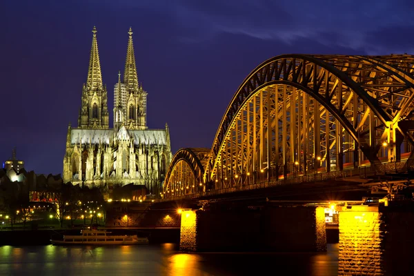 stock image Cityscape of Cologne at twilight