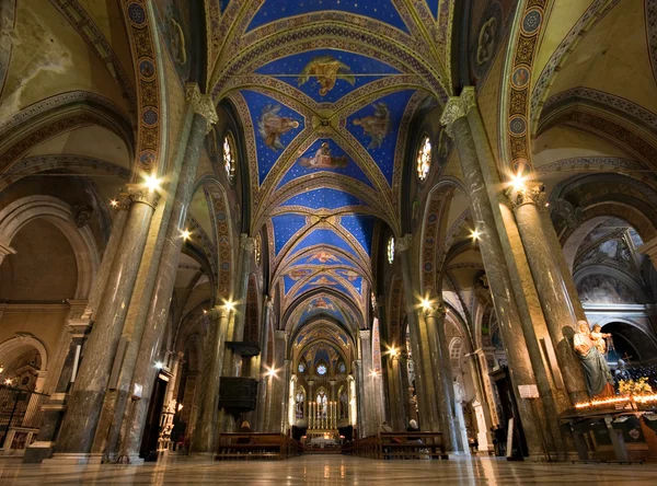 Kirchenschiff von Santa Maria Sopra Minerva — Stockfoto