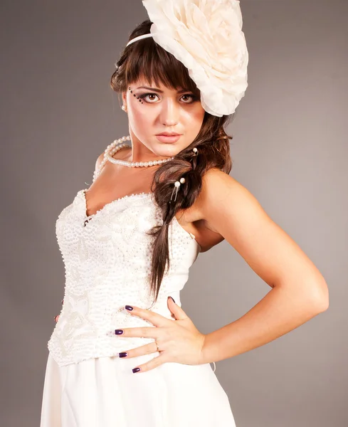 Ukrainian girl fashion, the bride — Stock Photo, Image