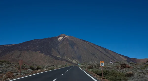 Route menant au mont Teide — Photo