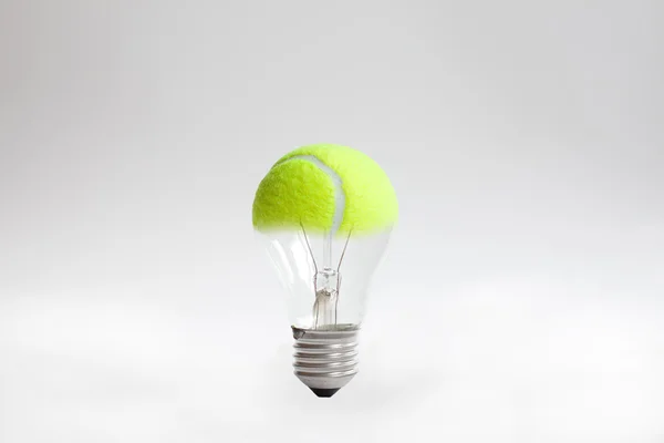 Bombilla de pelota de tenis —  Fotos de Stock