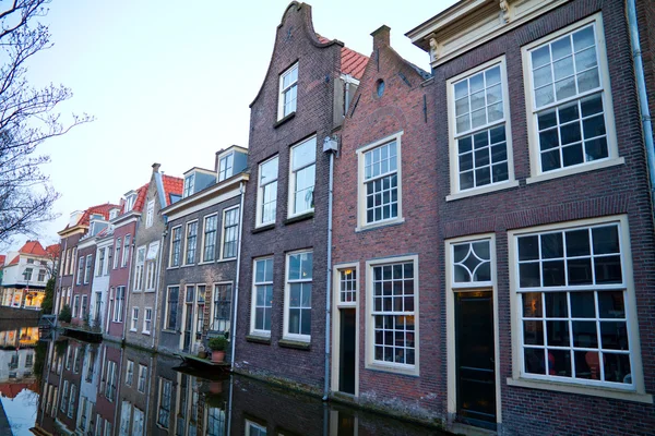 Rua em Delft histórico, Holanda — Fotografia de Stock