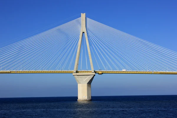 斜拉桥桥"力拓-antirrio"希腊 — 图库照片
