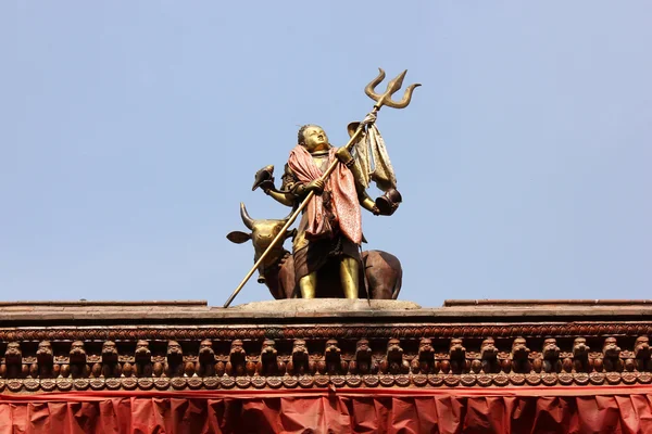 Small statue on Hindu temple — Stock Photo, Image