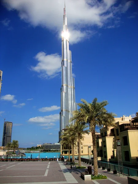 Башня Бурдж Халифа в Дубае — стоковое фото