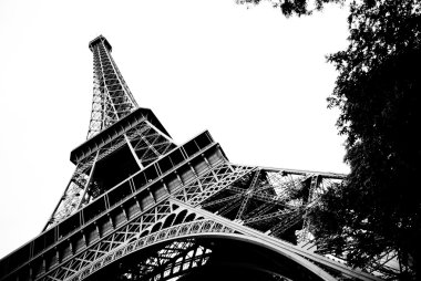 Eiffel tower siyah ve beyaz