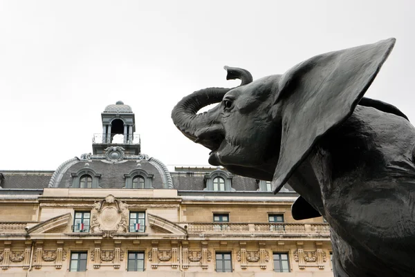Socha bronzová slon — Stock fotografie