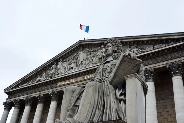 Staty av en berömd fransk — Stockfoto