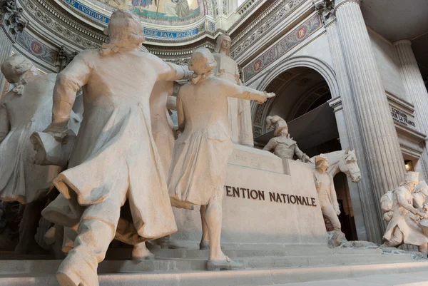 Statues of the pantheon in Paris — Stock Photo, Image