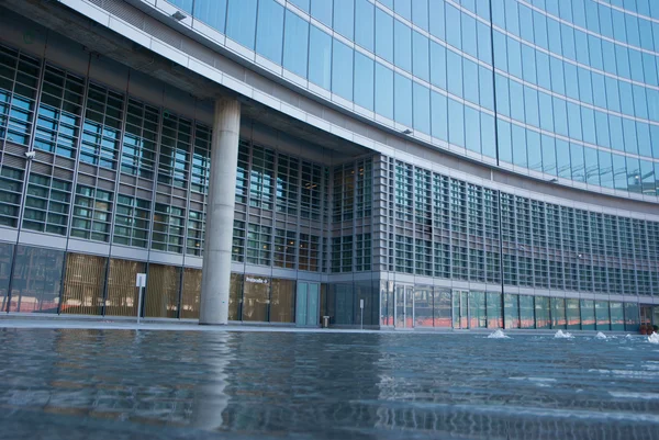 Edificio de oficinas —  Fotos de Stock