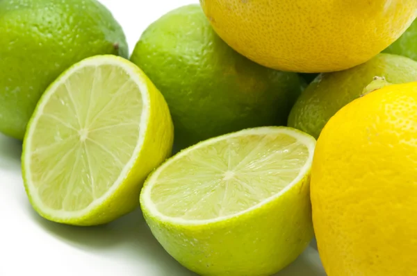Limette e limoni — Foto Stock