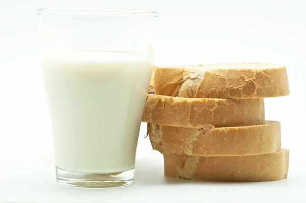 面包和牛奶 — 图库照片