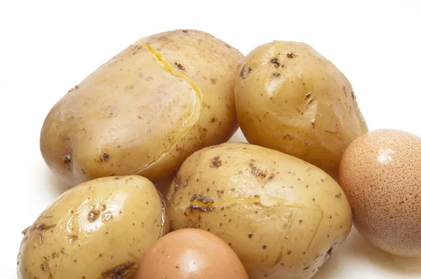 Boiled potatoes and eggs — Stock Photo, Image