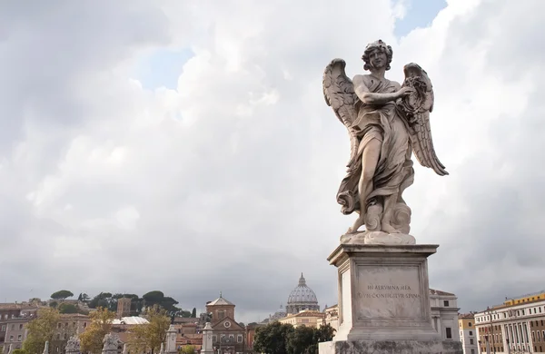 San angelo brücke in rom, italien — Stockfoto
