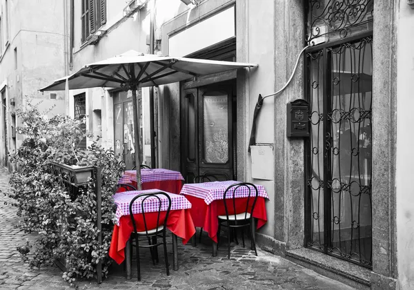 Ресторан Терраса на улице — стоковое фото