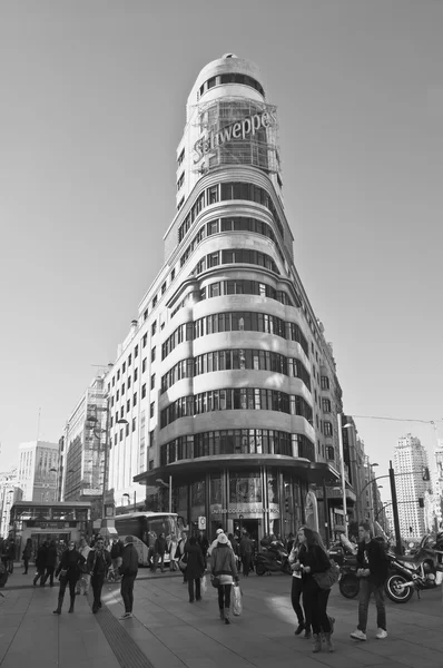 Carrion épülete a gran via Madrid, Spanyolország. fekete & fehér fotózás — Stock Fotó